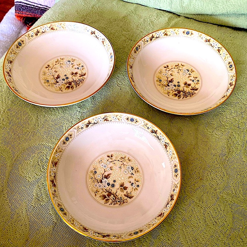 3 Royal Dalton “Mandalay” bowls. Never used in new condition. 7 inches